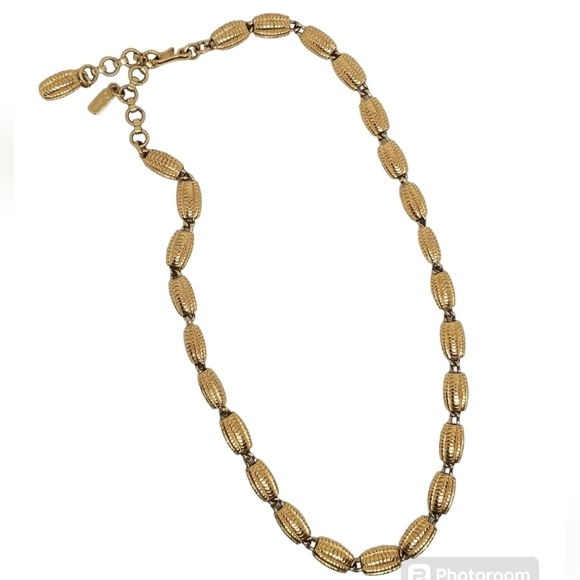 MONET 1960S GOLDTONE FANCY TEXTURED LINK CHOKER NECKLACE - Picture 4 of 6